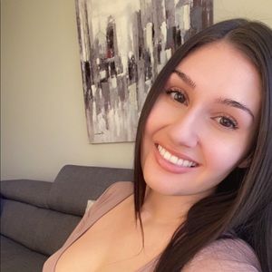 Meet your Posher, Rochelle